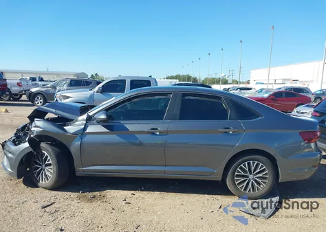 2019 Volkswagen Jetta 1.4T Sel from USA, damaged, VIN 3VWE57BU1KM004619